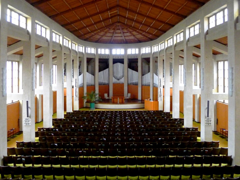 Erste Kirche Christi Berlin Kirchraum