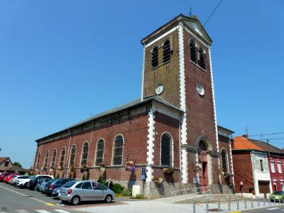 Fenain (Nord, Fr) église extérieur