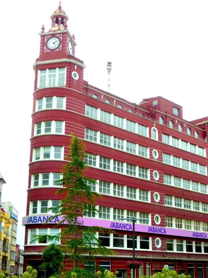 Ferrol - Plaza de España - Edificio de Abanca (Antigua sede de la Caja de Ahorros y Monte de Piedad de Ferrol) 2