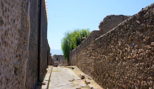 Alley italy substantiate