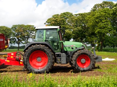 Fendt 818 Vario TMS pic1