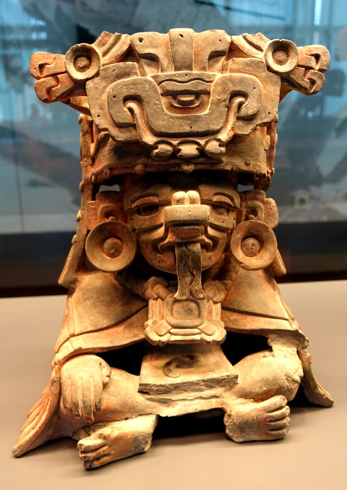 Figurine - Monte Alban pottery - Ethnological Museum, Berlin - DSC00885