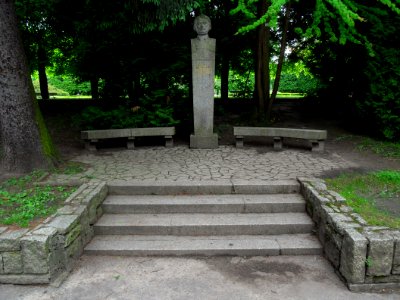 Gdańsk pomnik Adama Mickiewicza w Parku Oliwskim
