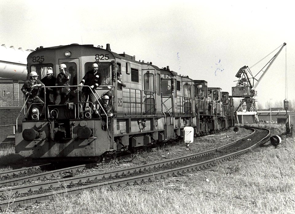 Gekoppelde locomotieven, Hoogovens IJmuiden Identificatienummer 54-015669