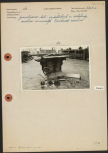 Gecombineerde vlak-, vandiktebank- en cirkelzaagmachine (vermoedelijk een machi…, Bestanddeelnr 256-4032