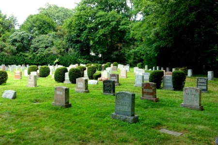 General view - Newton Cemetery & Arboretum - Newton Center, MA - DSC07007
