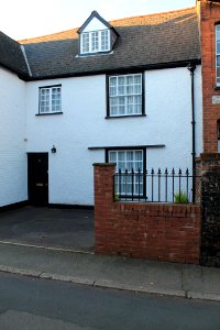 11, Monmouth Street