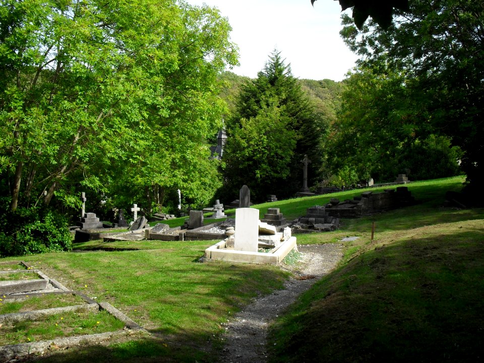 General view of Brighton Extramural Cemetery, off Lewes Road, Brighton (September 2010) (7)