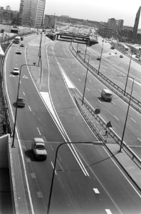 Gedeelte van Ringweg om Amsterdam bij Bos en Lommerplein tot Jan van Galenstraat, Bestanddeelnr 922-4128