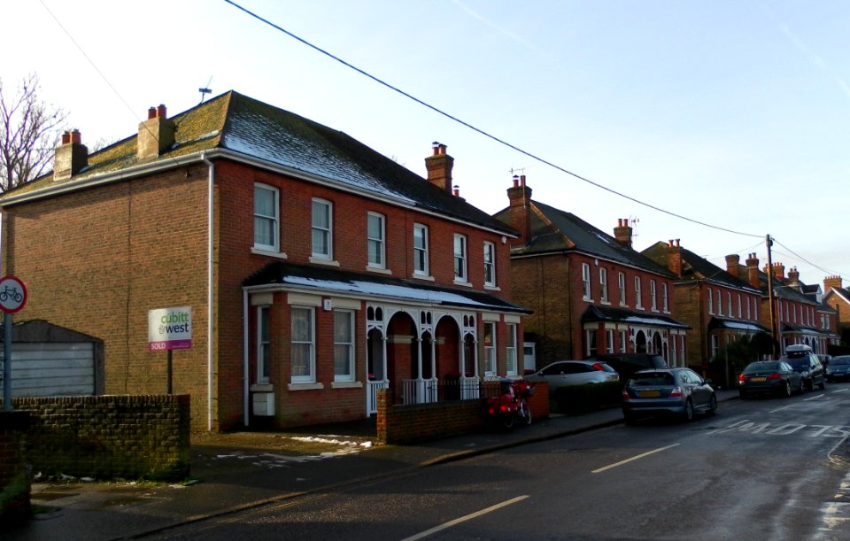 108–122 MaIthouse Road, Southgate, Crawley