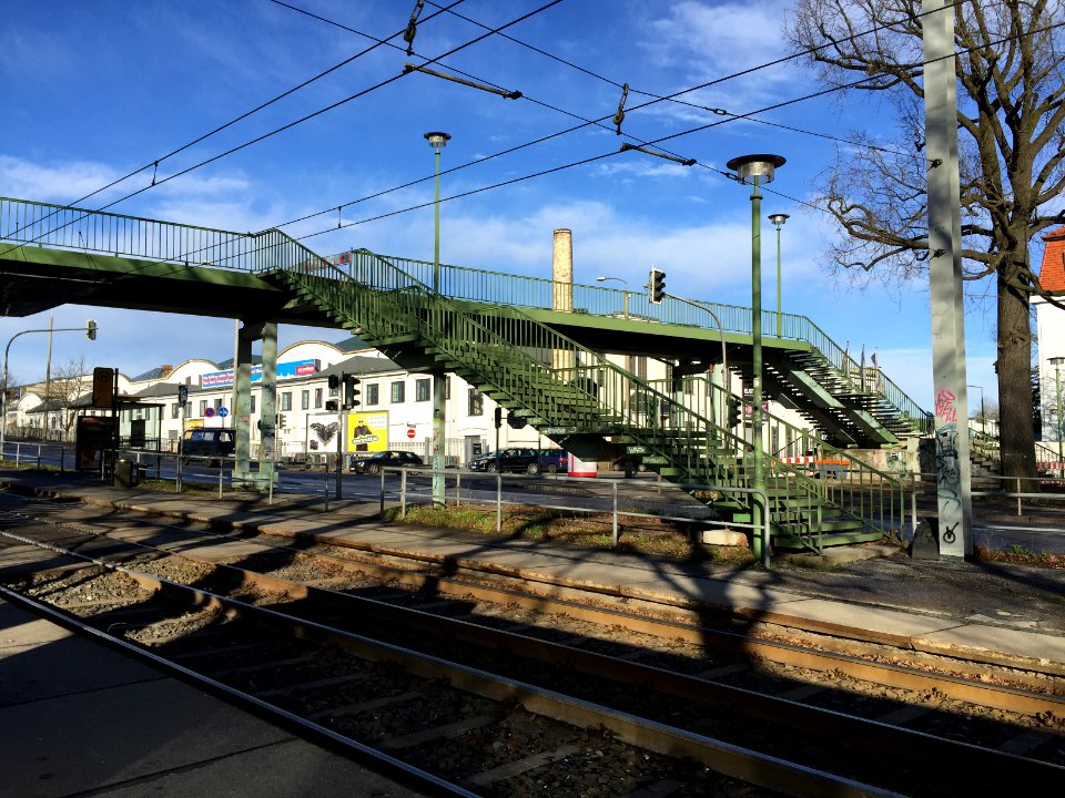 Fußgängerüberführung Bahnhof Industriegelände Dresden 4