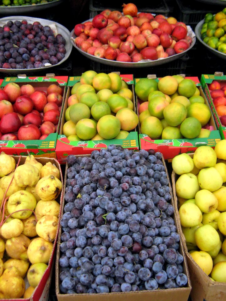 Fruit Bazzar - Front of Red crescent building - Panjrah - Nishapur 32