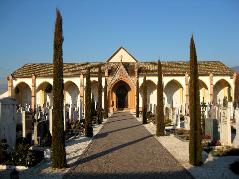 Friedhof Girlan 2