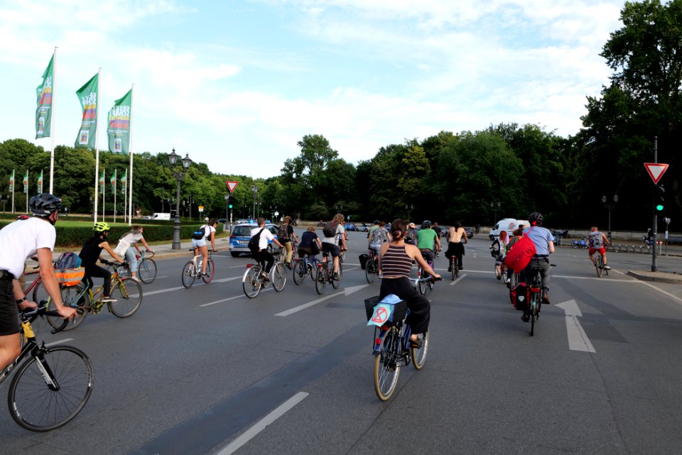 FridaysForFuture protest Berlin 2020-07-02 critical mass 97