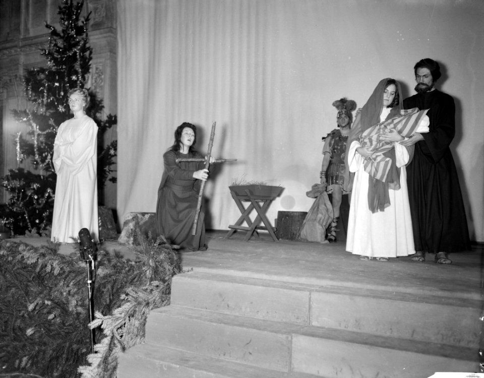 Generale repetitie van het Kerstfeest op het Paleis te Amsterdam Prinsessen Ire, Bestanddeelnr 913-3229