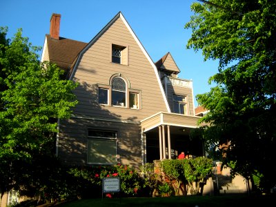 Frederick V. Holman House Portland, Oregon