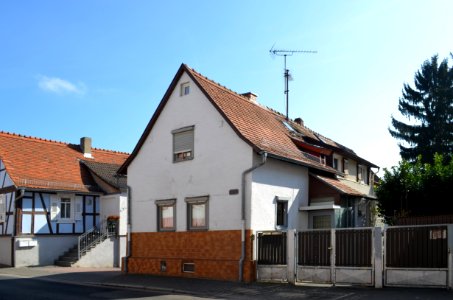 Frankfurt-Seckbach, Wilhelmshöher Straße 182