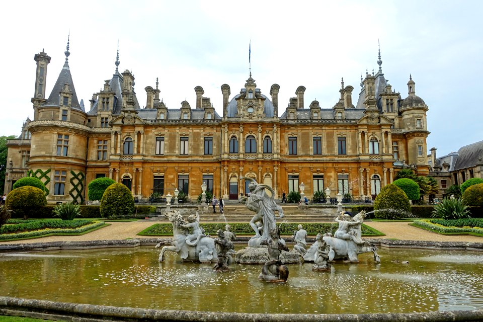 Fountain of Pluto and Proserpine, by Giuliano Mozani, 1700-1800 - Waddesdon Manor - Buckinghamshire, England - DSC07873