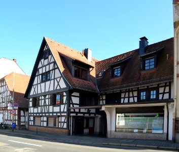 Frankfurt-Seckbach, Wilhelmshöher Straße 156