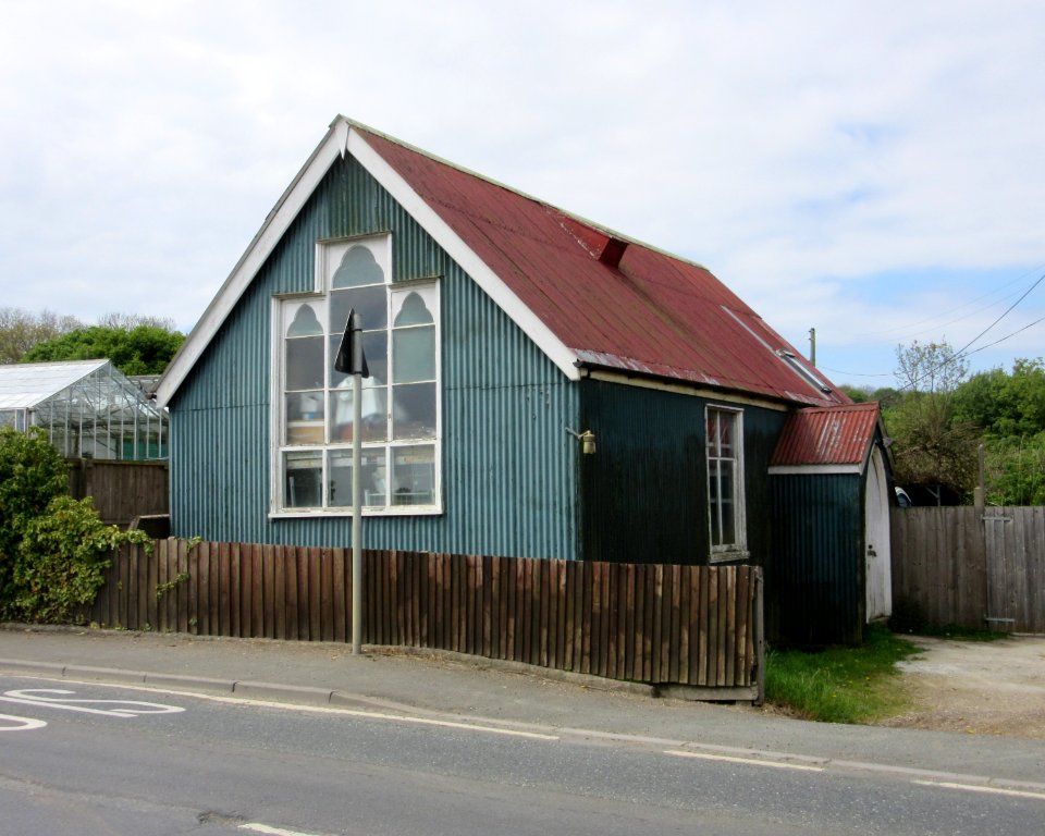 Former St John's Church, Blackwater Hollow, Rookley (May 2016) (6)