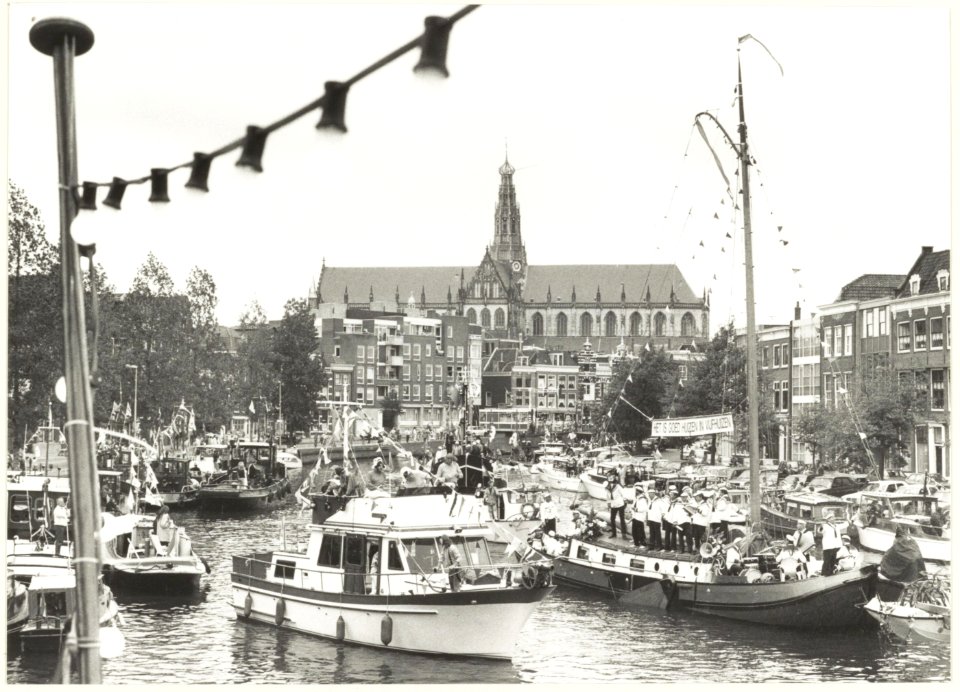 Frans Halsvaartocht op het Spaarne. NL-HlmNHA 54023747