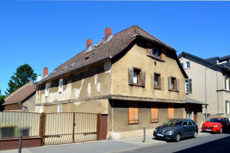 Frankfurt-Niederrad, Kelsterbacher Straße 18