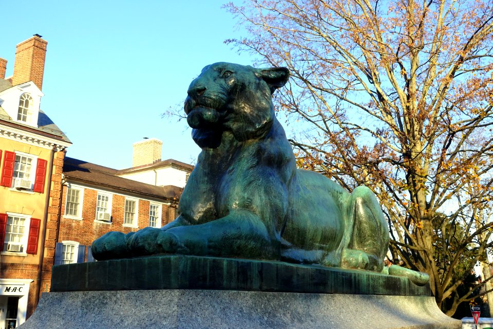 Edgar Palmer Memorial by Charles R. Knight, 1944 - Palmer Square - Princeton University - Princeton, NJ -DSC00889