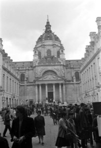 Frankrijk. Sorbonne bezet door studenten, Bestanddeelnr 921-3971