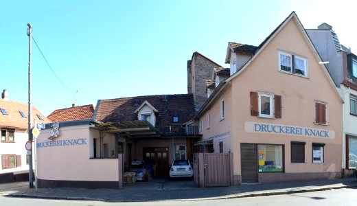 Frankfurt-Seckbach, Wilhelmshöher Straße 142 (1) stitch