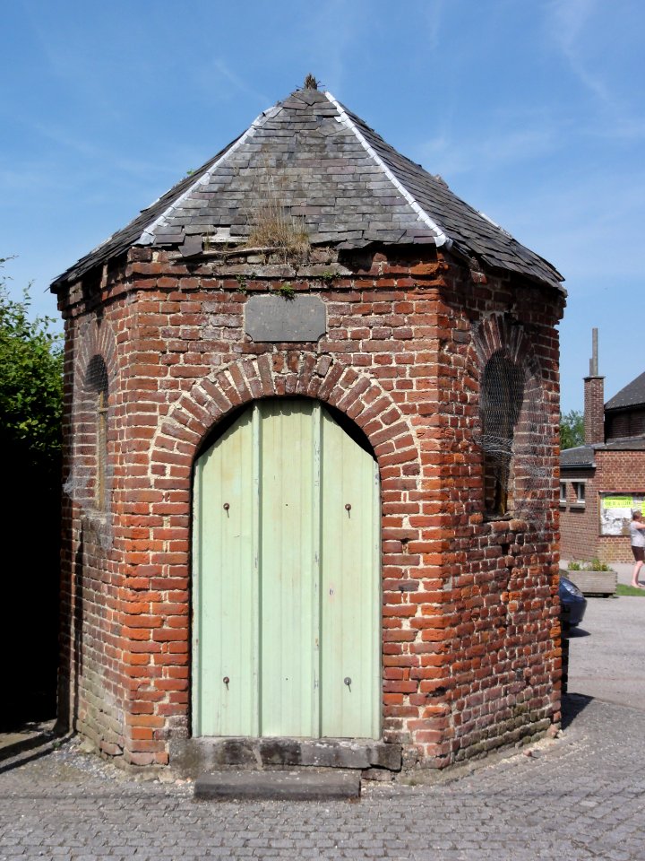 Frasnoy (Nord, Fr) chapelle Ste Pharaide