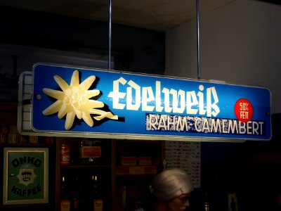 Edelweiss rahm-camembert, luminous advertising sign, Auto & Uhrenwelt Schramberg, pic2 photo