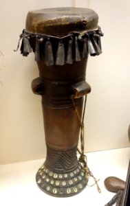 Drum - Songye - Royal Museum for Central Africa - DSC06399