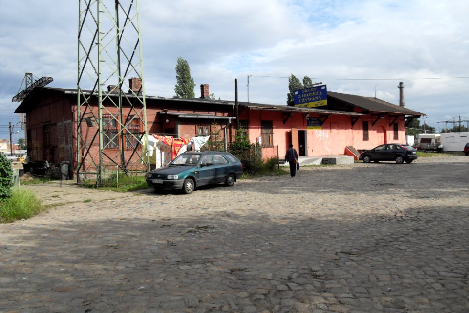 Dworzec Gdańsk Oliwa – budynek
