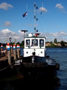 En Avant 4 (ship, 1962), ENI 02311302, Dordrecht pic1
