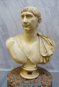 Emperor Trajan, inv. 2269, 103-117 AD - Braccio Nuovo, Museo Chiaramonti - Vatican Museums - DSC00940
