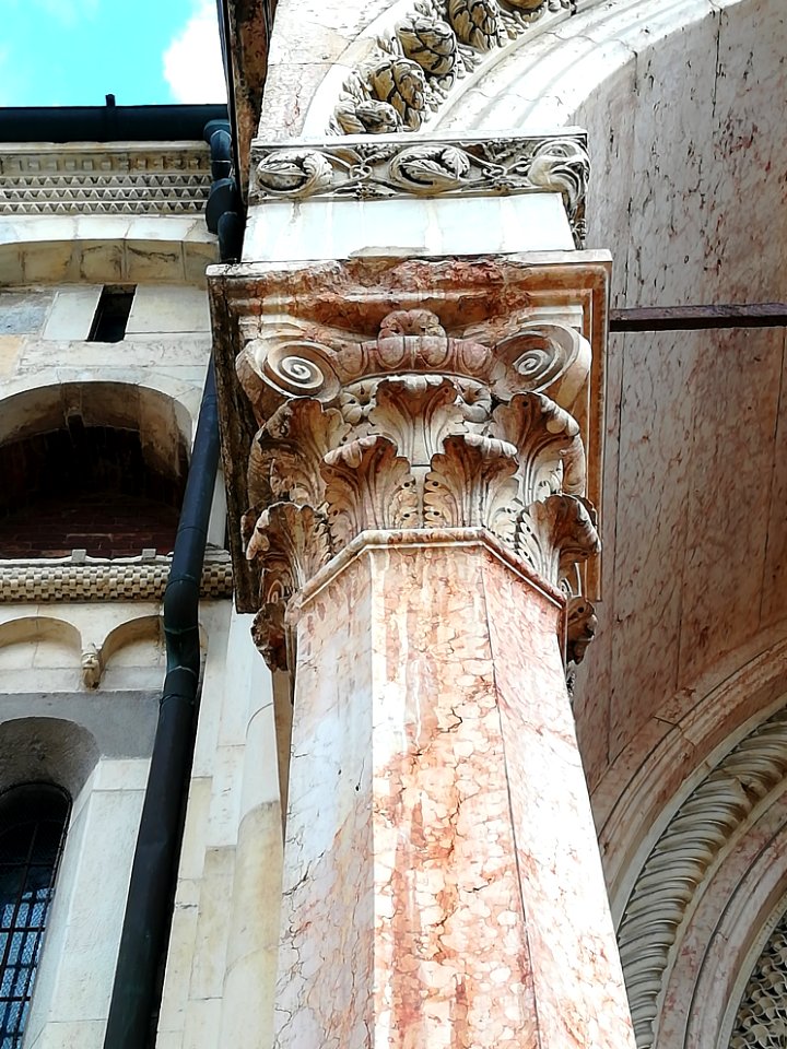 Duomo modena esterno 12