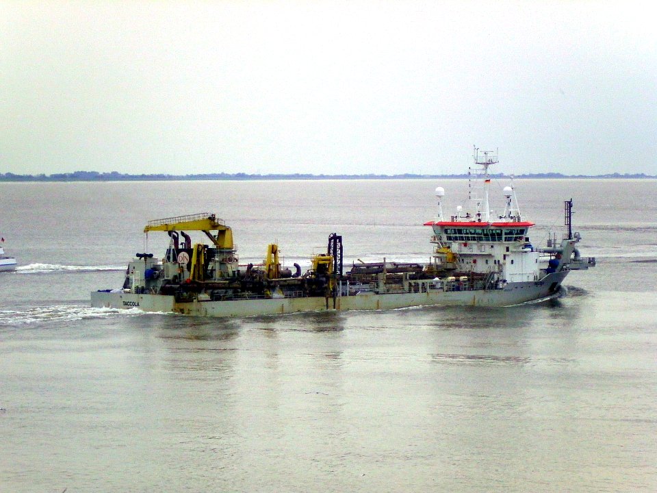 Dredge ship Taccola