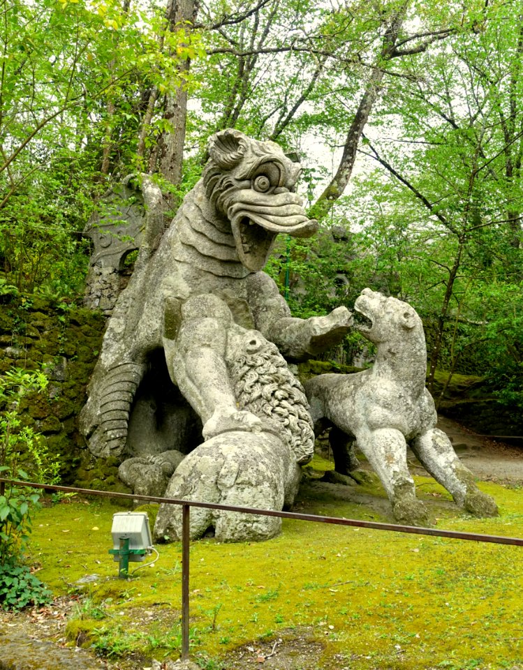 Dragon - Parco dei Mostri - Bomarzo, Italy - DSC02579