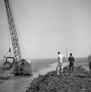 Draglines, arbeiders, werkzaamheden, Bestanddeelnr 250-8442
