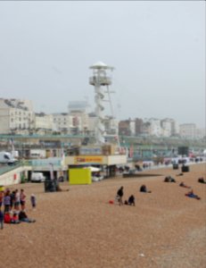 Eastward view along Brighton Beach towards Zip Wire (April 2018) (2)