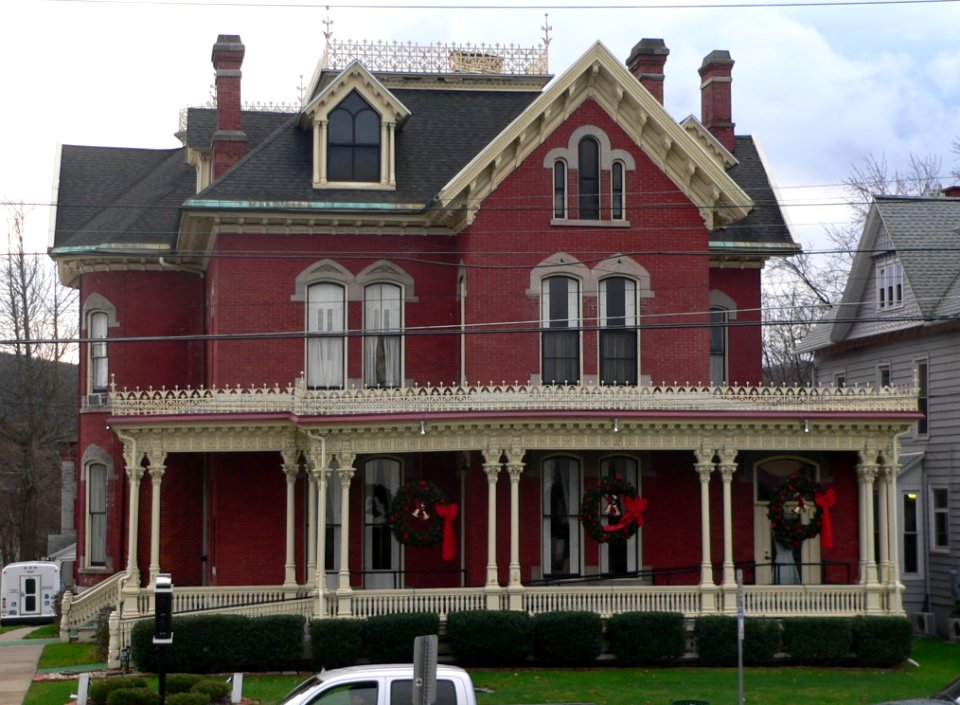 Earnest H. Parsons Funeral Home 1