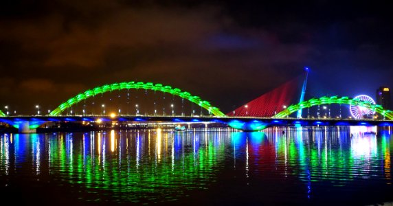 Dragon Bridge at night (Danang) - DSC02093