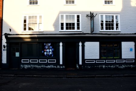 Drakes Wine and Alehouse