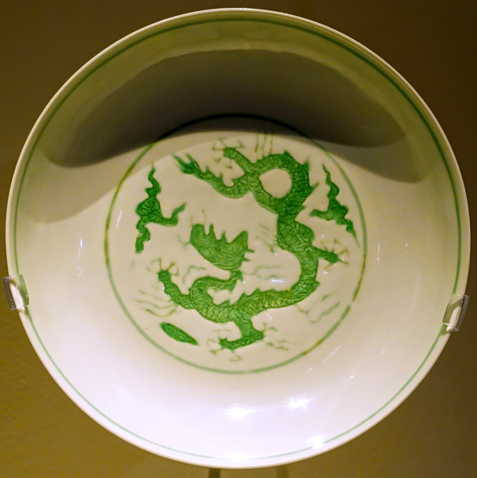 Dragon dish, China, Jingdezhen, Ming dynasty, Hongzhi period, 1488-1505 AD, porcelain, incised decoration on bisquit enameled green (anhua) - Montreal Museum of Fine Arts - Montreal, Canada - DSC09669