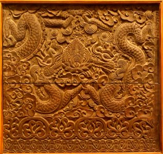 Dragon looking at lotus, Thai Lac pagoda, Hung Yen province, 14th century AD, wood - Vietnam National Museum of Fine Arts - Hanoi, Vietnam - DSC04822