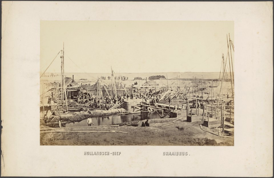 Draaibrug in aanbouw, Bestanddeelnr 473