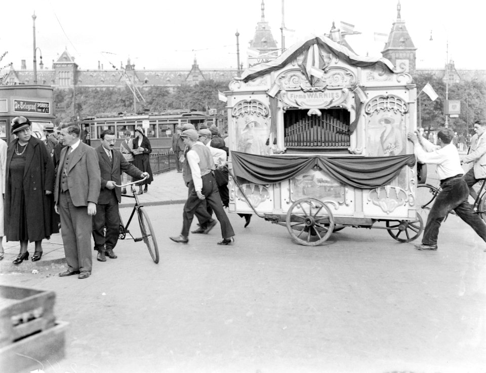 Draaiorgel voor het Centraal Station, Bestanddeelnr 252-1460