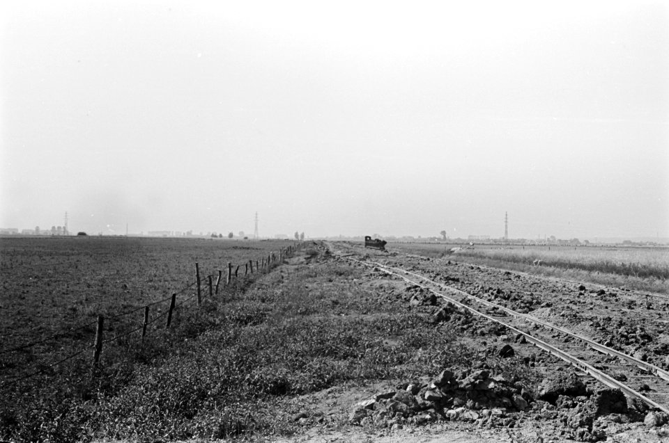 Draglines, arbeiders, kipkarren, werkzaamheden, Duivense Broek, Bestanddeelnr 170-0012