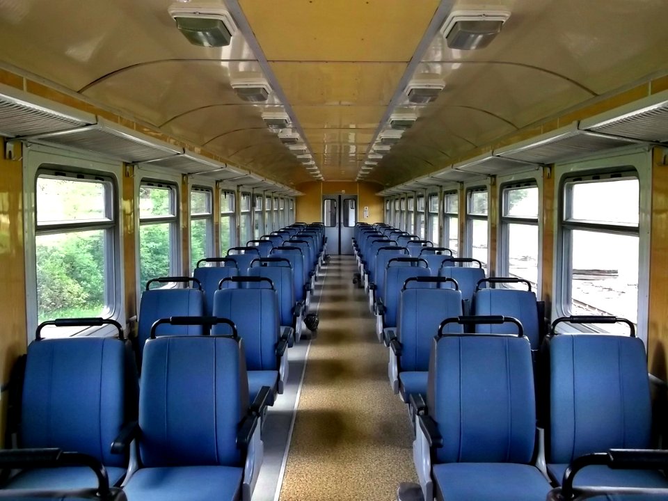 DR1A-275-6 interior