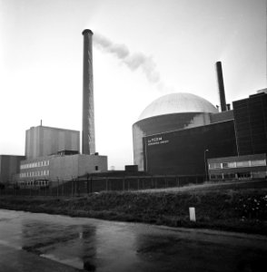 Exterieur van de centrale, Bestanddeelnr 926-8174